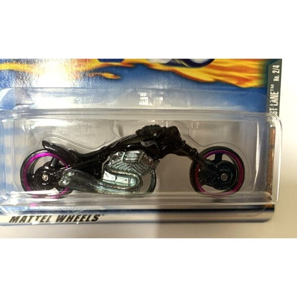 Die Cast Hot Wheels 2001 Skull & Crossbones 070 Series Blast Lane Motorcycle New - Picture 4 of 5